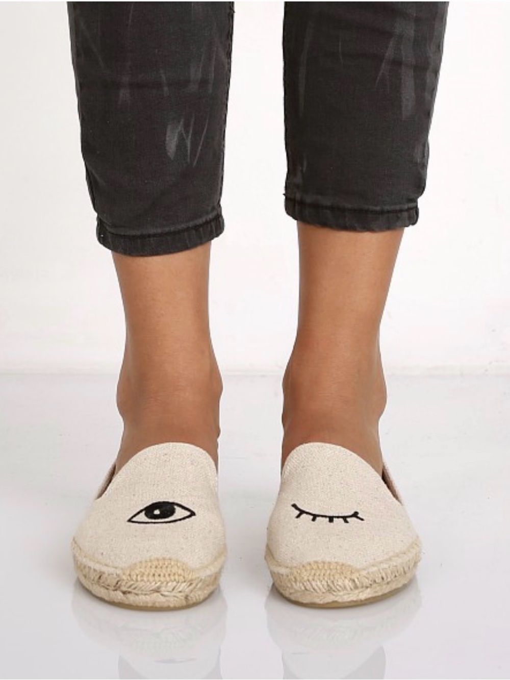 SOLUDOS X JASON POLAN The Seville Wink Espadrille Slippers - Picture 4 of 14